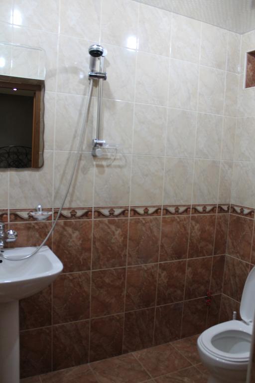 יירבאן Princ Plaza Hotel חדר תמונה